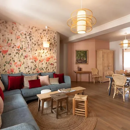 Apartment A Travers Champs Avec Sauna Et Parking *