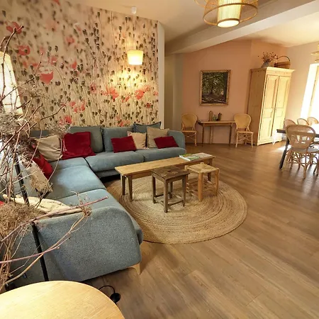 A Travers Champs Avec Sauna Et Parking *