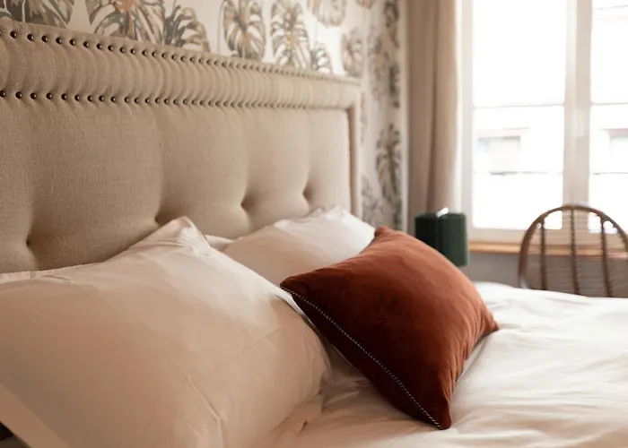 Daire A Travers Champs Avec Sauna Et Parking *