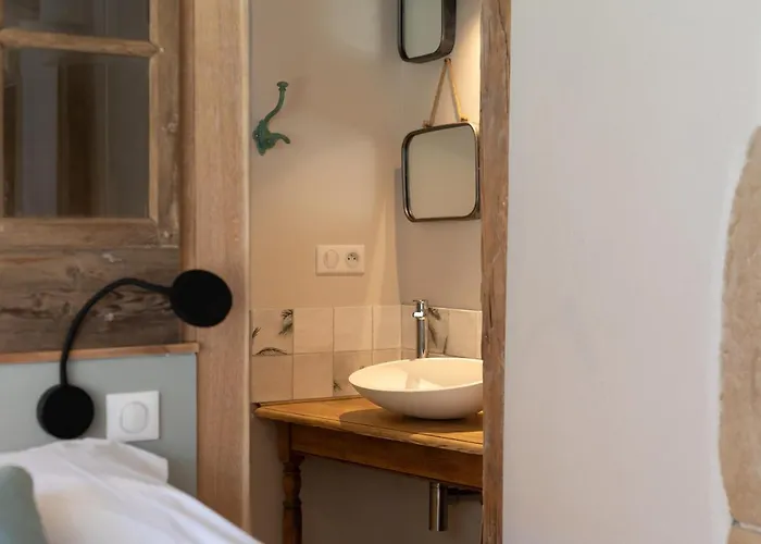 A Travers Champs Avec Sauna Et Parking