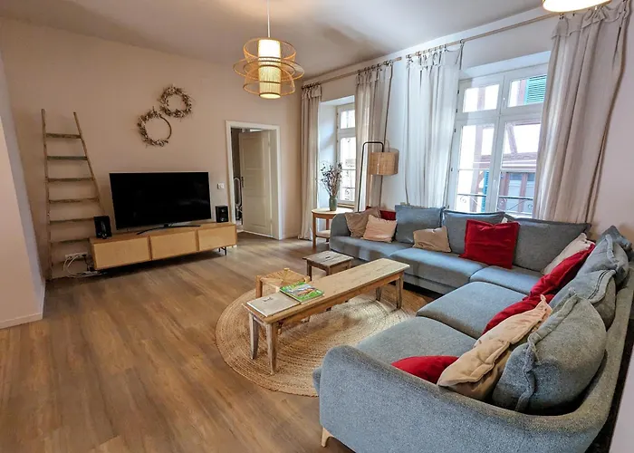 Daire A Travers Champs Avec Sauna Et Parking *